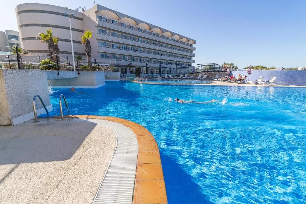 Apartahotel - Eix Platja Daurada Hotel & SPA