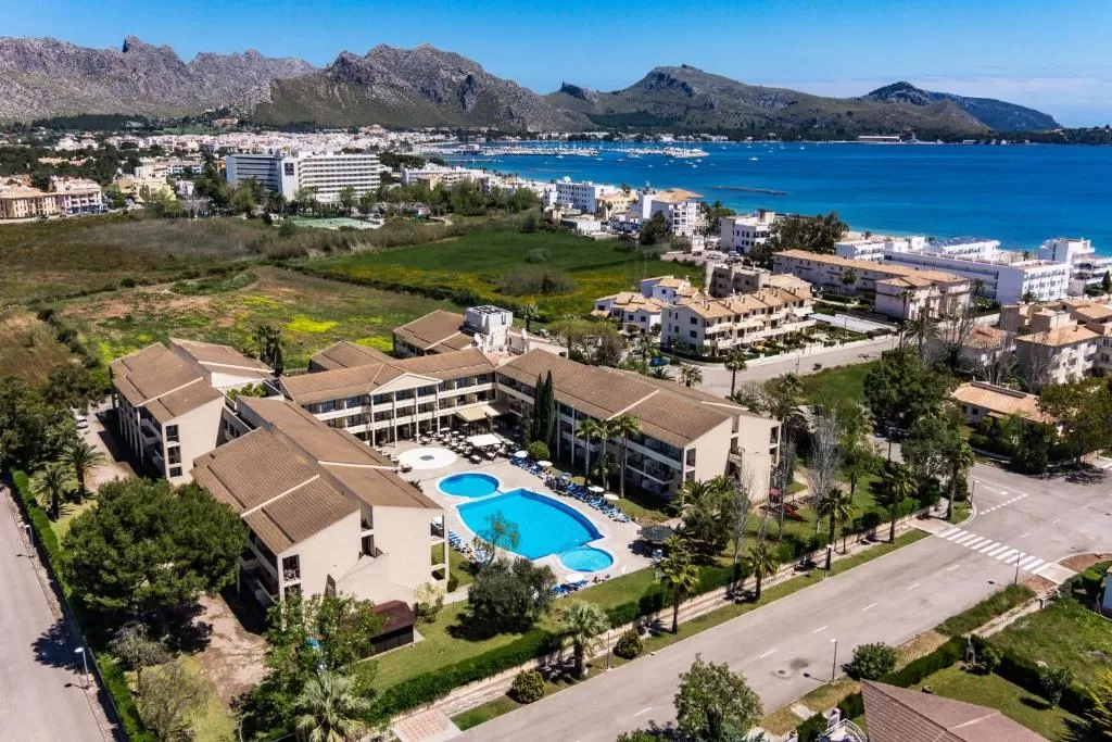 4 - Aparthotel Bahia Pollensa