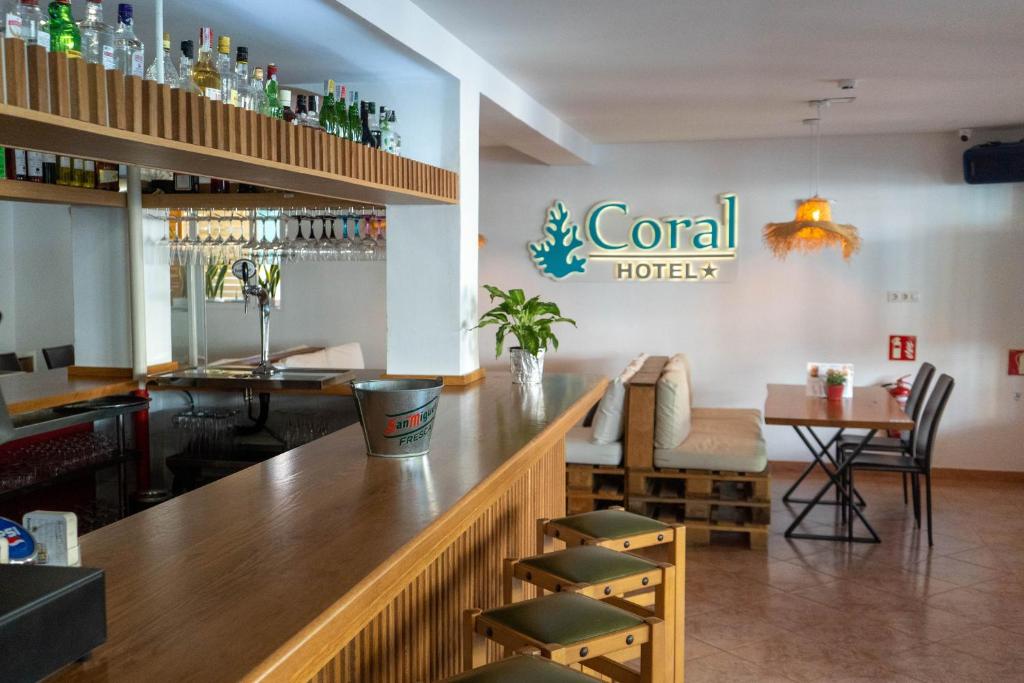 Hotel - Coral beach house & food