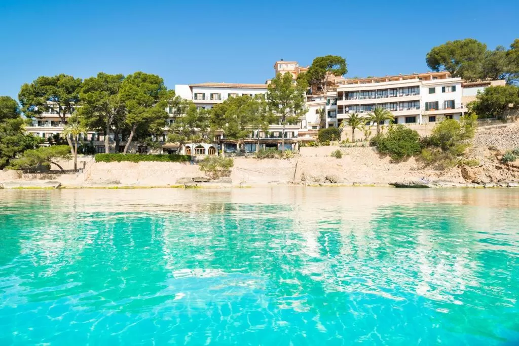 4 - Hotel Cala Fornells