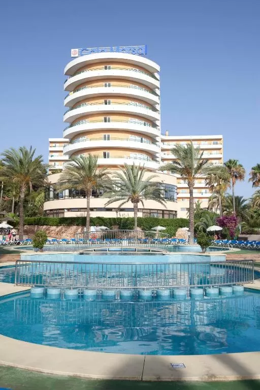 4 - Hotel Club Cala Marsal